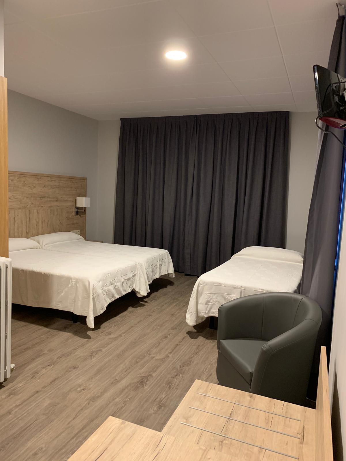 Hotel Bellavista Bellver De Cerdanya Ngoại thất bức ảnh