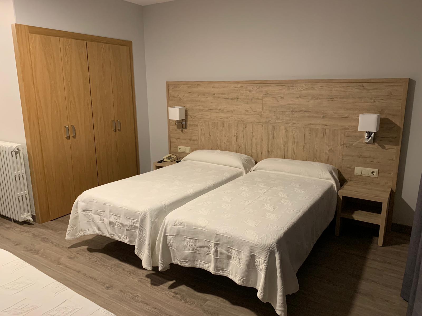 Hotel Bellavista Bellver De Cerdanya Ngoại thất bức ảnh