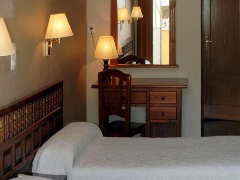 Hotel Bellavista Bellver De Cerdanya Ngoại thất bức ảnh
