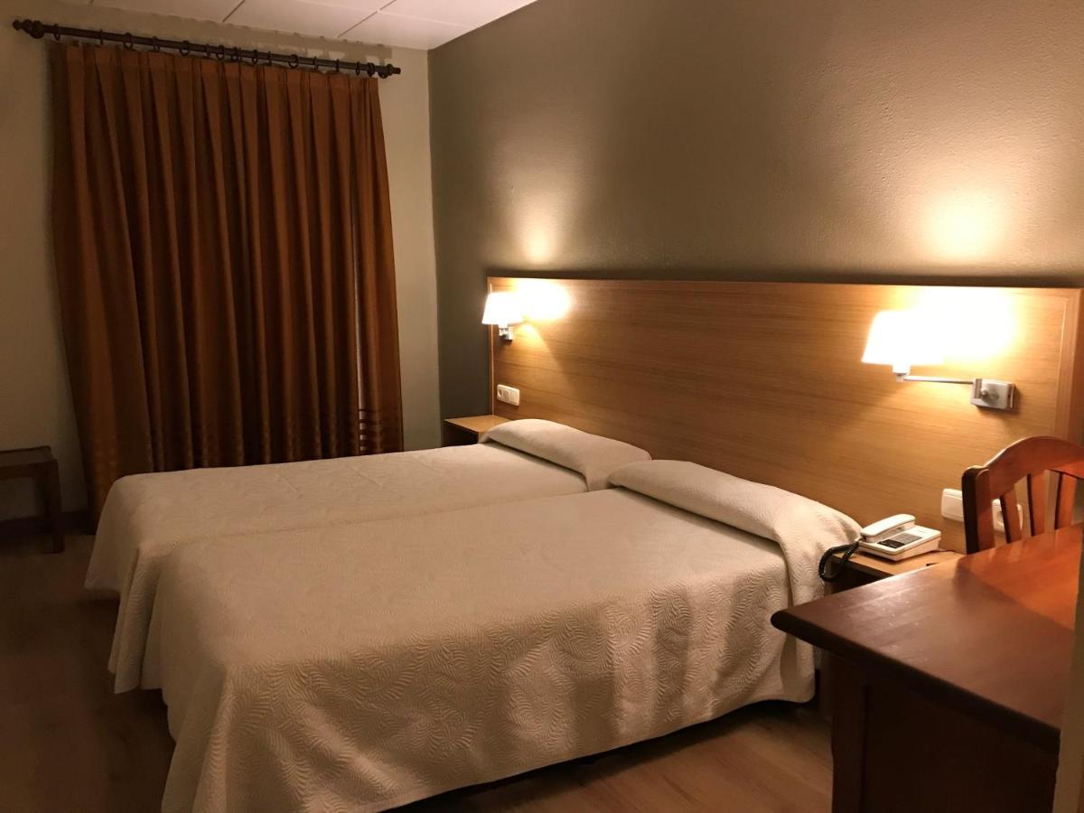Hotel Bellavista Bellver De Cerdanya Ngoại thất bức ảnh